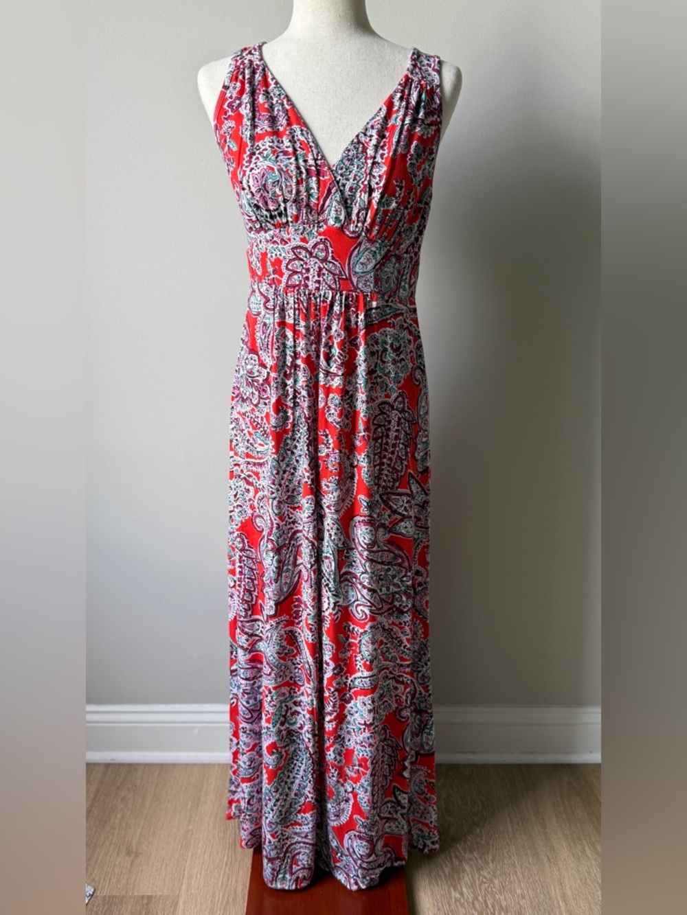 Loveappella Red Paisley Sleeveless V-Neck Boho Maxi Dress